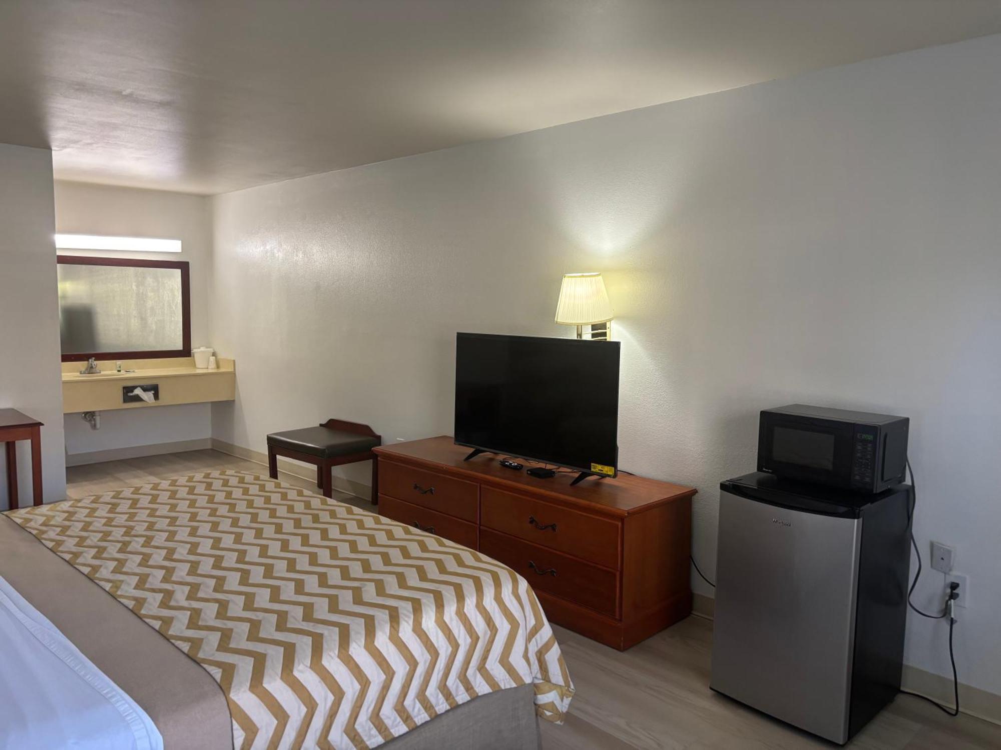 High Springs Soon To Be Clarion Pointe Hotel Alachua