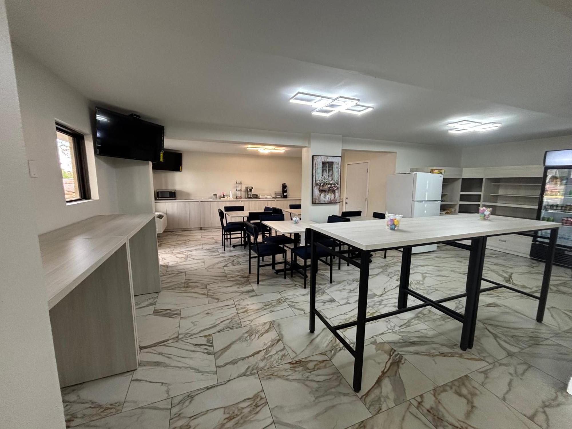 High Springs Soon To Be Clarion Pointe Hotel 2*