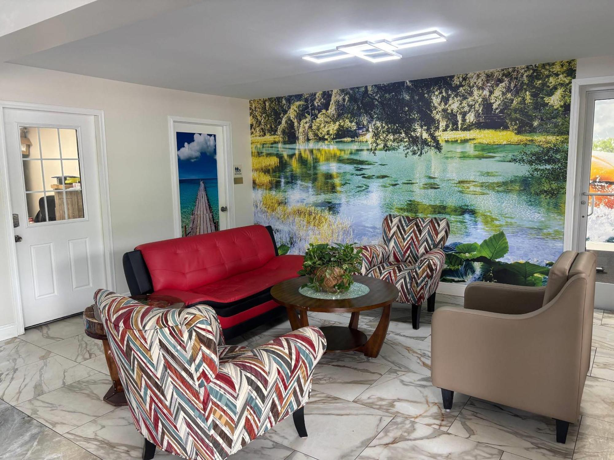 High Springs Soon To Be Clarion Pointe Hotel 2*