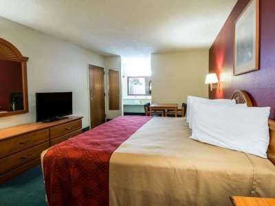 High Springs Soon To Be Clarion Pointe Hotel
